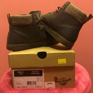 Dr. Martens: MAELLY